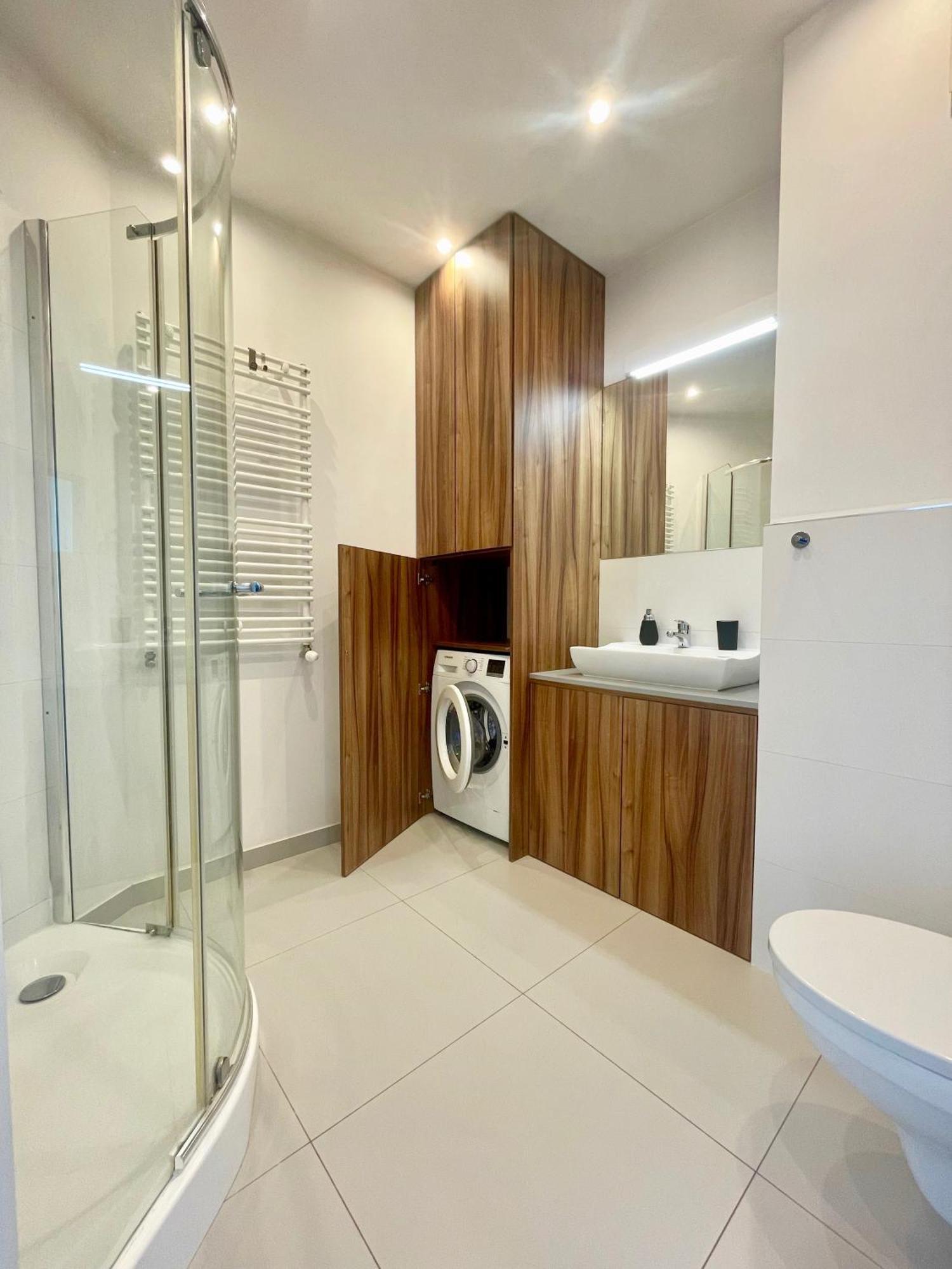 Wola Best Rest Apartment Varşovia Exterior foto